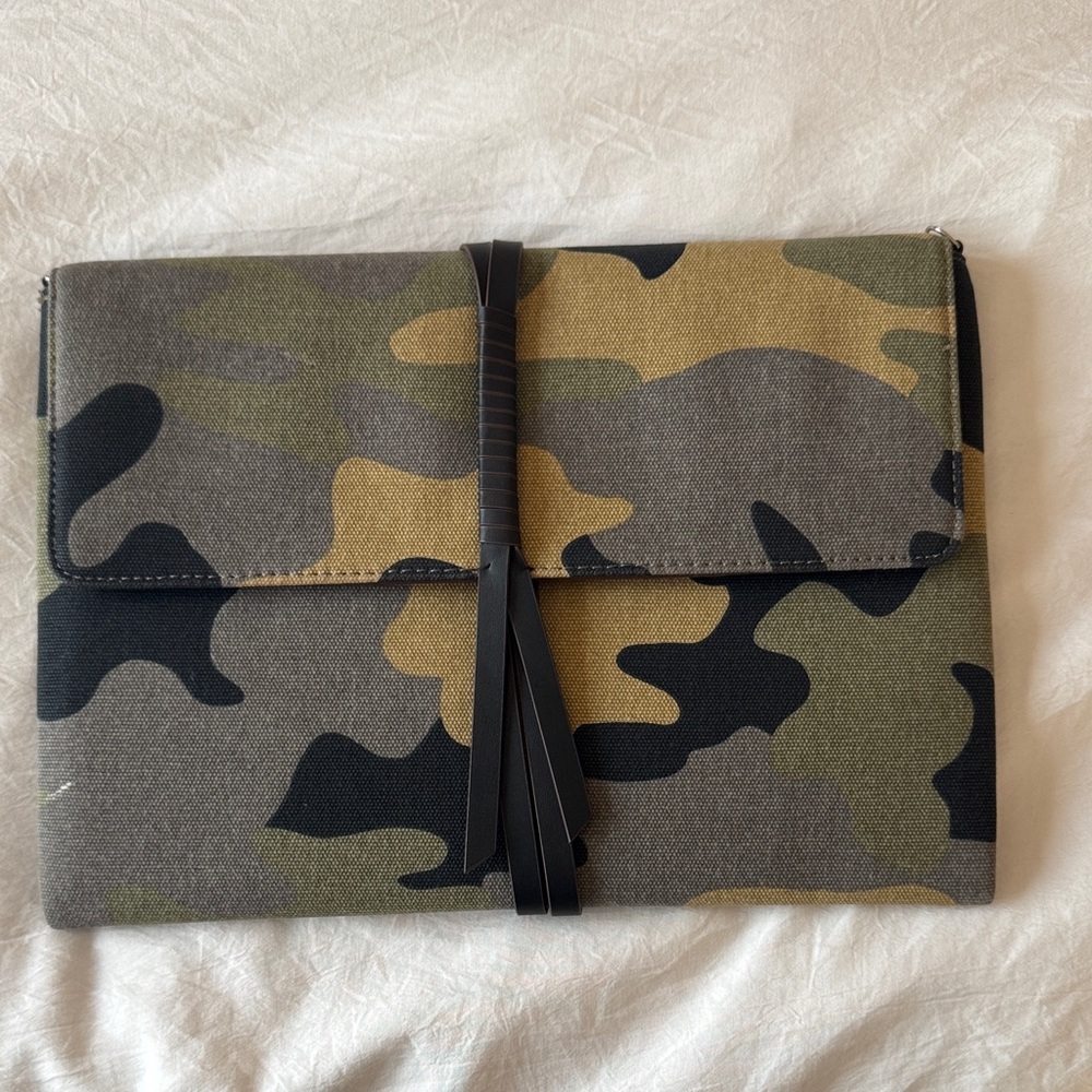 Stella and Dot Camo Clutch Bag